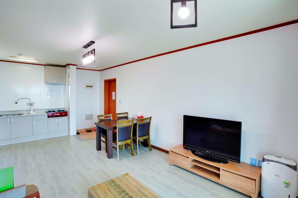 Jeju Mabin & Le Mabin Pension מראה חיצוני תמונה